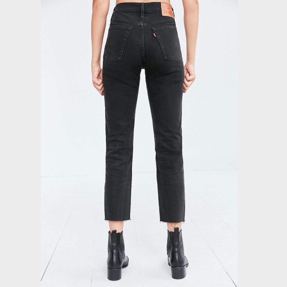 Levi's Wedgie High-Waisted Black Jeans 24 NWOT